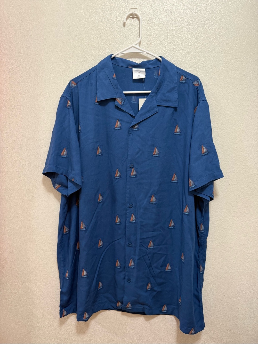 Well Worn Navy Blue Short-Sleeve Button-Down Shirt with Sailboat Print